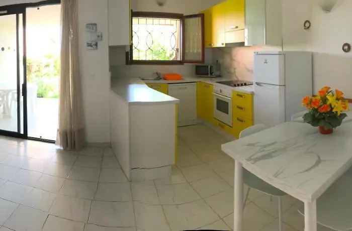 Playa Del'oro 4* Favone