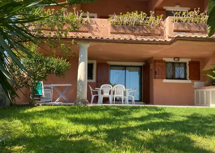 Hotel apartamentowy Playa Del'oro 4*