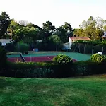 מלון דירות Playa Del'oro 4*