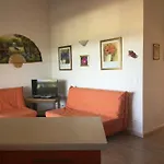 Playa Del'oro מלון דירות פאבונה