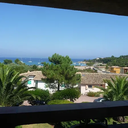 Ξενοδοχείο με διαμερίσματα Playa Del'oro Favone